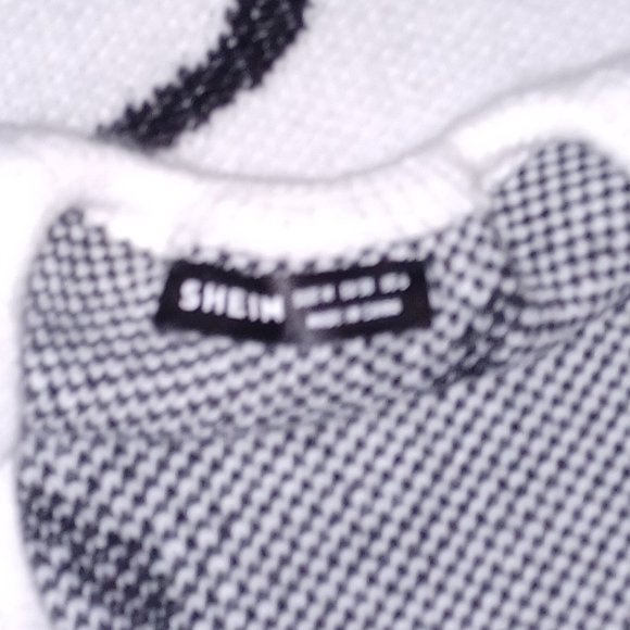 Holter top. - Picture 3 of 3